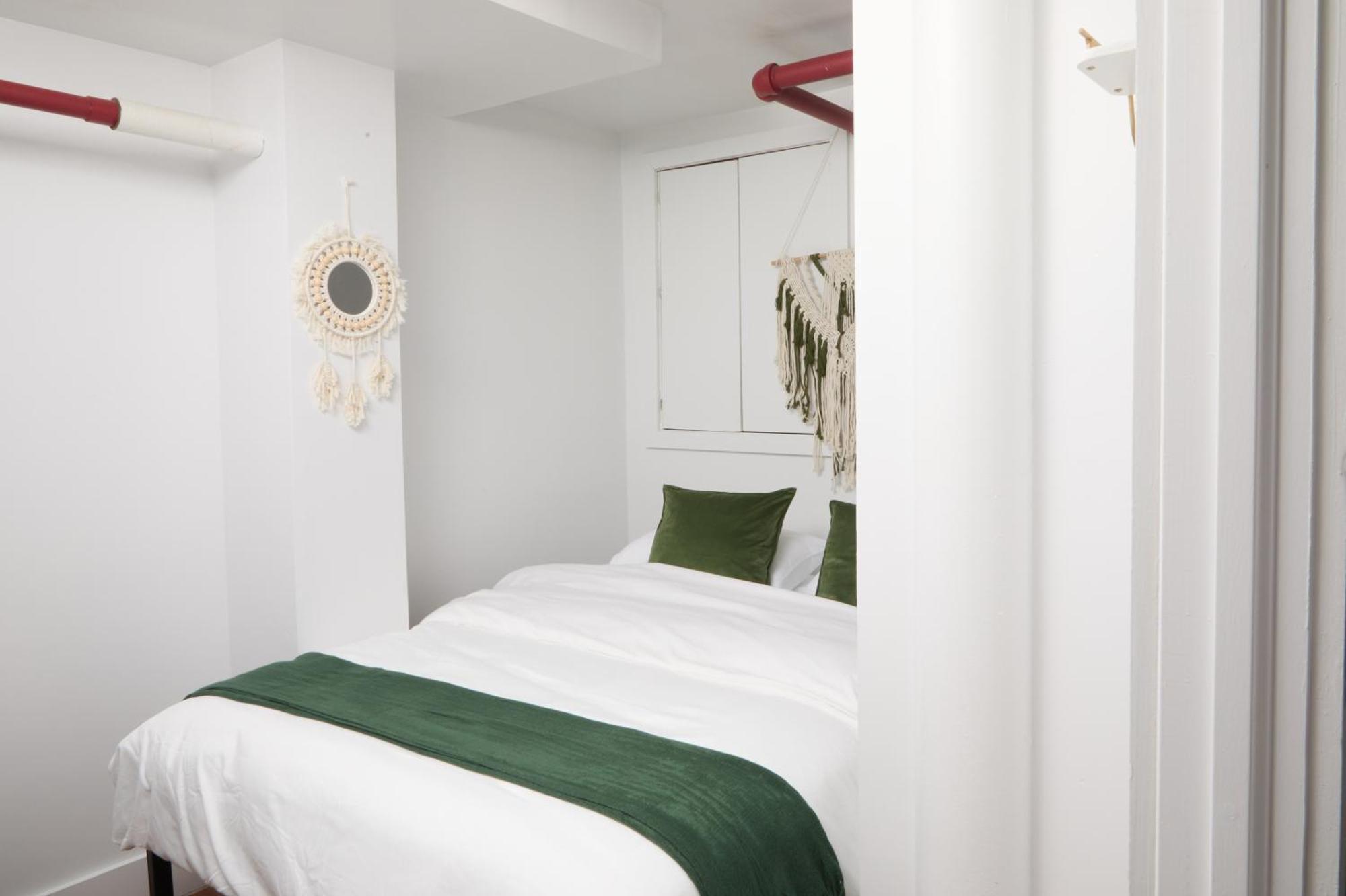 Comfy Guest House In Hell'S Kitchen 뉴욕 외부 사진